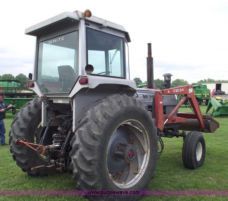 image for item A4167 1979 White 2-105 tractor