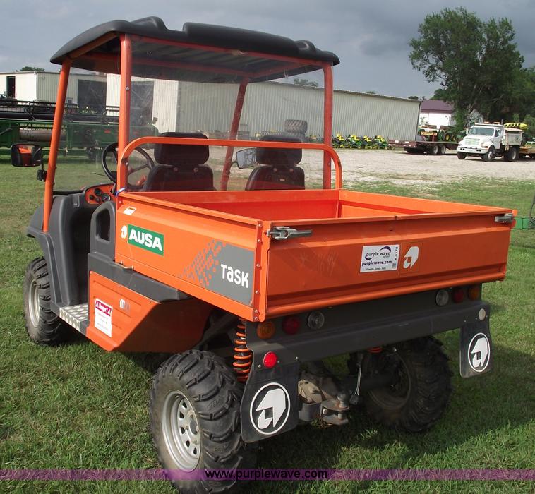 image for item A4178 2004 Ausa M50 utility vehicle