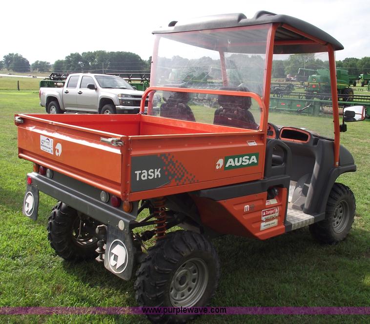 image for item A4178 2004 Ausa M50 utility vehicle