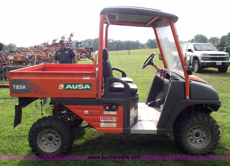 image for item A4178 2004 Ausa M50 utility vehicle