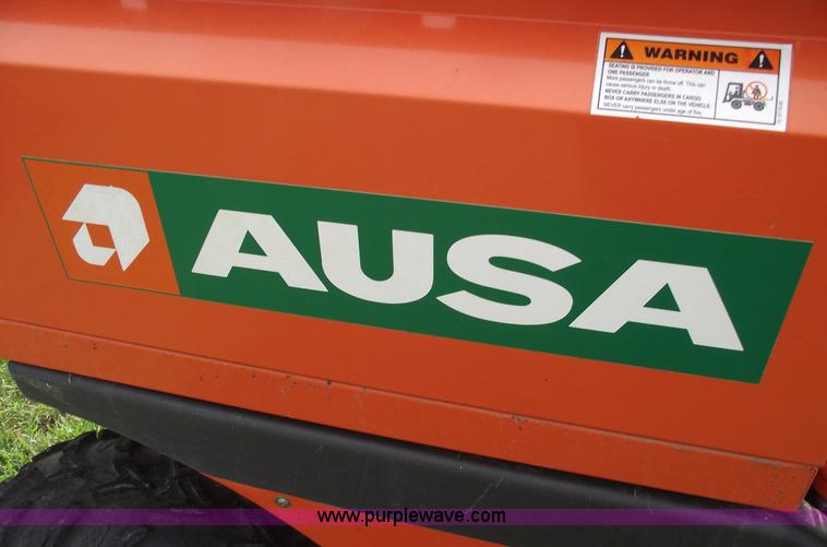 image for item A4178 2004 Ausa M50 utility vehicle