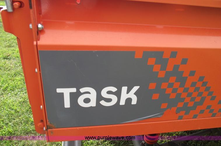 image for item A4178 2004 Ausa M50 utility vehicle