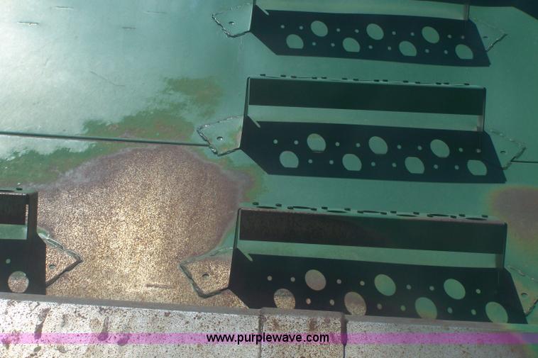 image for item A4590 2006 John Deere 9860 STS combine