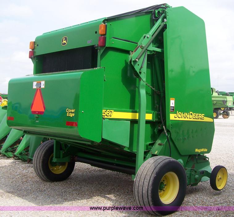 image for item A4591 2002 John Deere 567 round baler