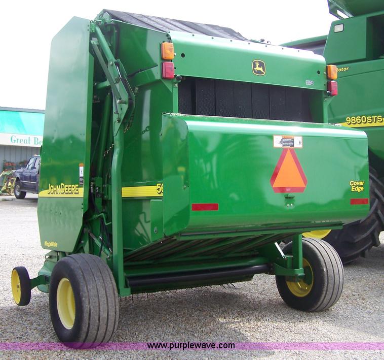 image for item A4591 2002 John Deere 567 round baler