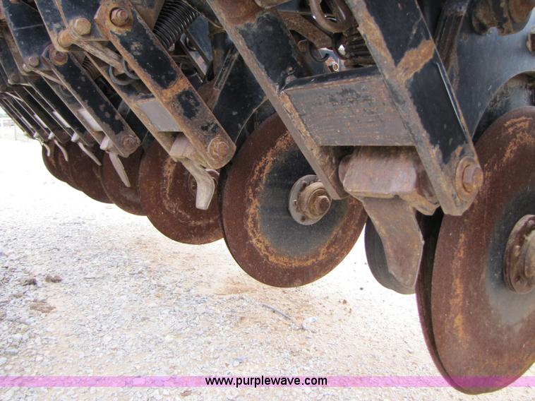 image for item A4682 1999 Sunflower 9431 30' drill