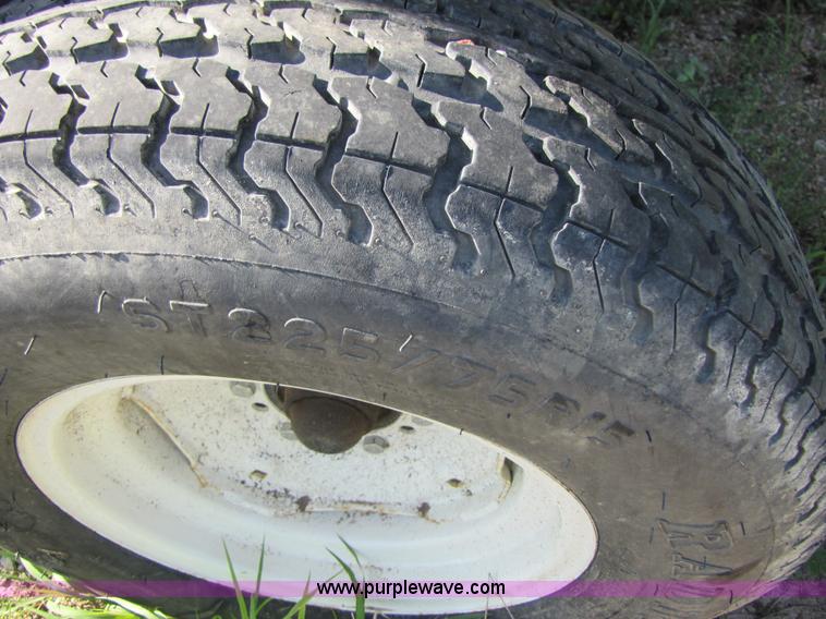 image for item A4693 2007 Honey Bee SP30R 30' draper head