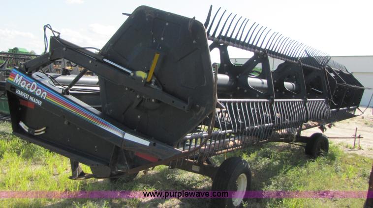 image for item A4694 2002 Mac Don 972 30' draper head