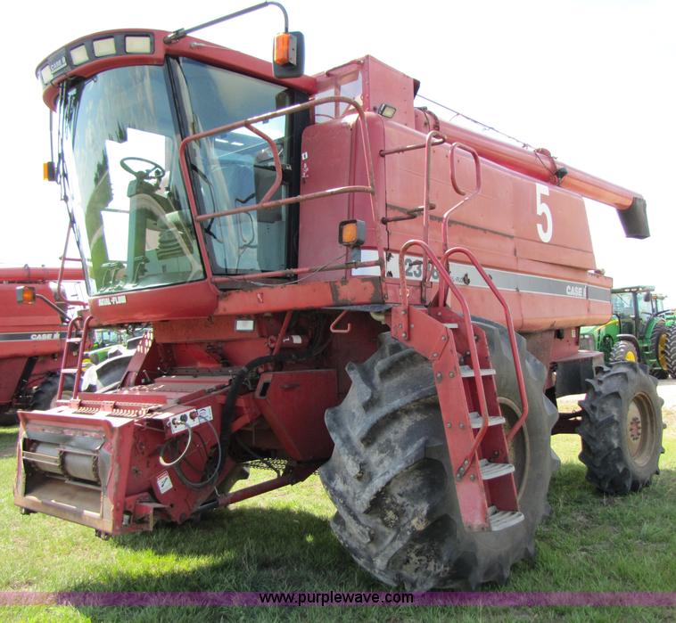 image for item A4697 1998 Case IH 2388 RWA combine