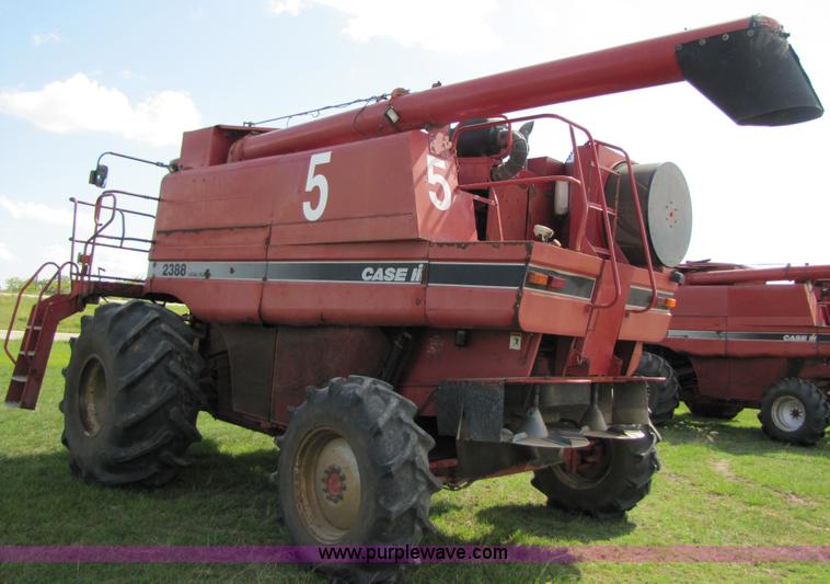 image for item A4697 1998 Case IH 2388 RWA combine