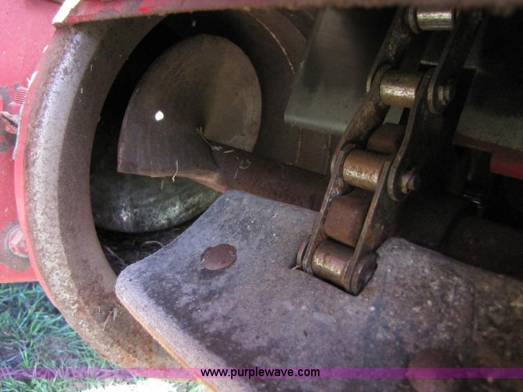 image for item A4697 1998 Case IH 2388 RWA combine