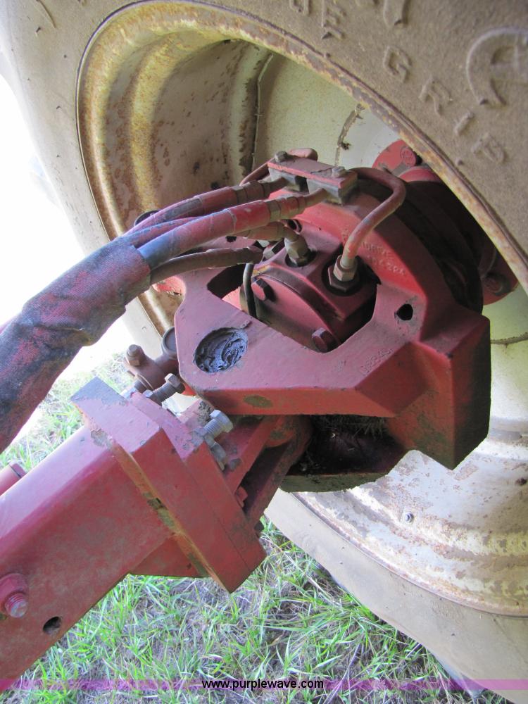 image for item A4697 1998 Case IH 2388 RWA combine