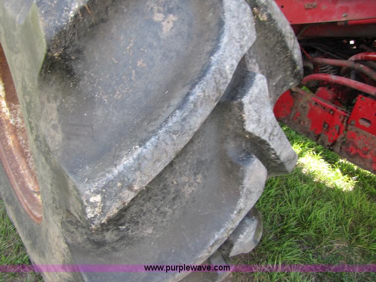 image for item A4698 1998 Case IH 2388 RWA combine