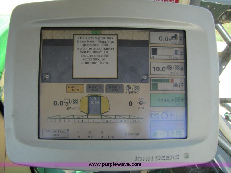 image for item A4699 2008 John Deere 4930 self propelled sprayer