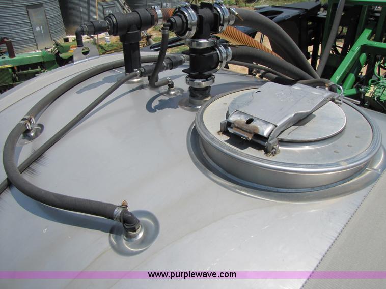 image for item A4699 2008 John Deere 4930 self propelled sprayer