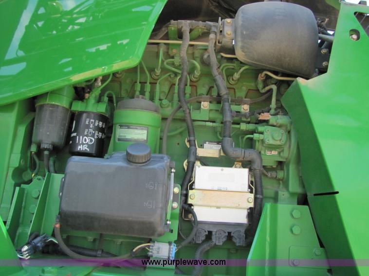 image for item A4699 2008 John Deere 4930 self propelled sprayer