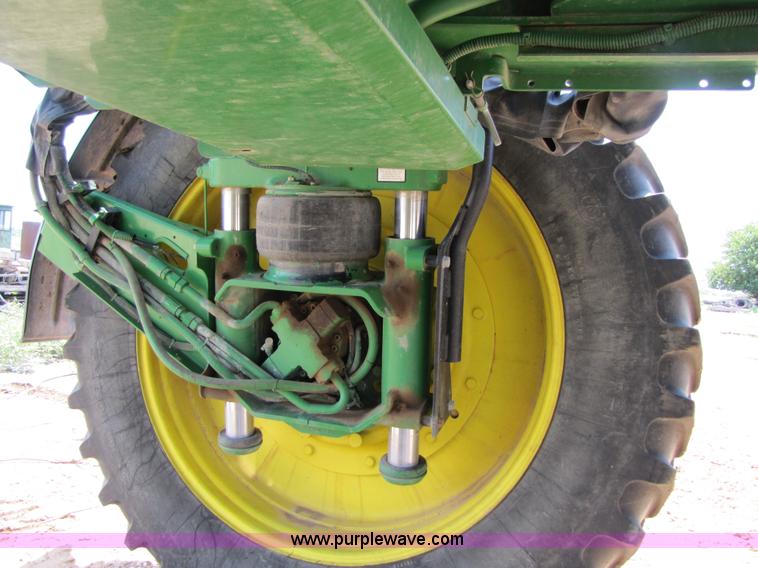 image for item A4699 2008 John Deere 4930 self propelled sprayer