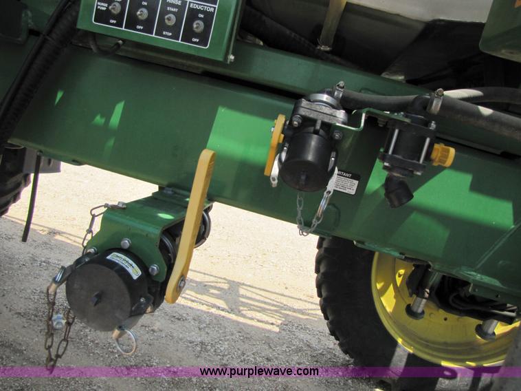 image for item A4699 2008 John Deere 4930 self propelled sprayer