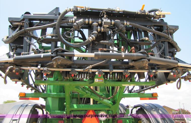 image for item A4699 2008 John Deere 4930 self propelled sprayer