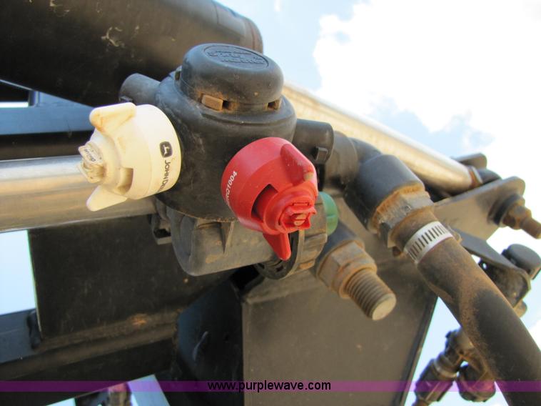 image for item A4699 2008 John Deere 4930 self propelled sprayer