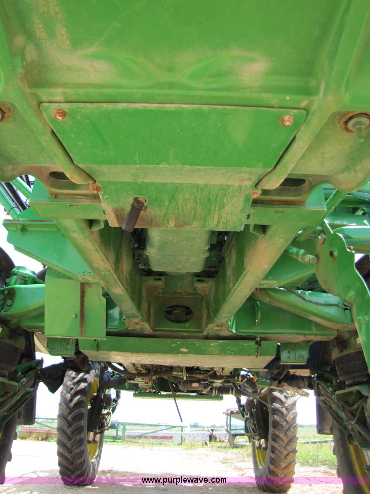 image for item A4699 2008 John Deere 4930 self propelled sprayer