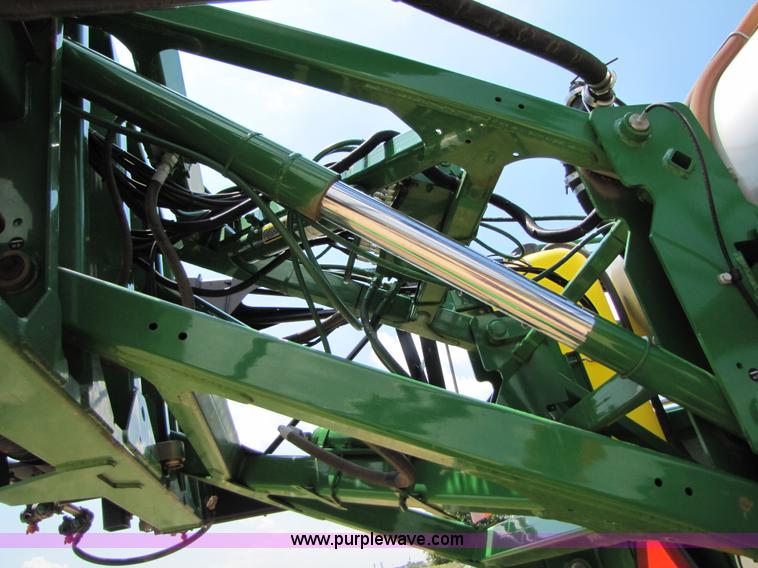 image for item A4699 2008 John Deere 4930 self propelled sprayer