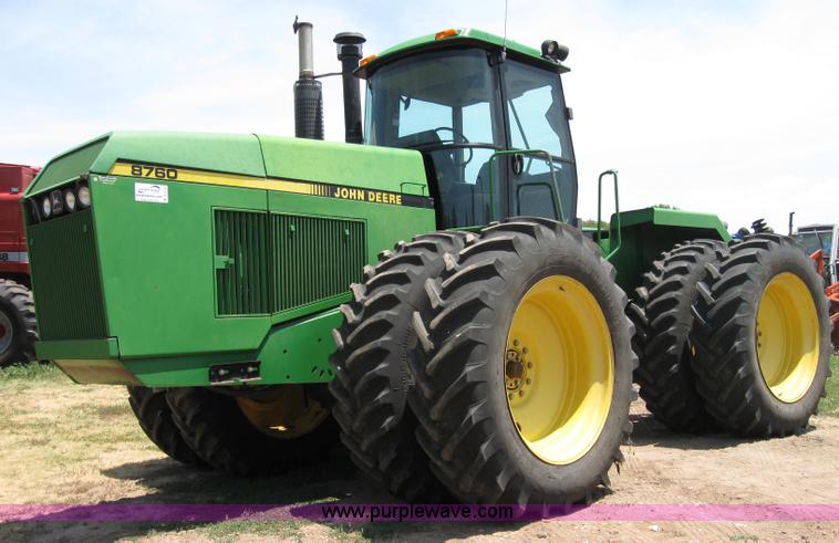 image for item A5174 1990 John Deere 8760 4WD tractor