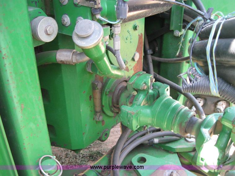 image for item A5174 1990 John Deere 8760 4WD tractor