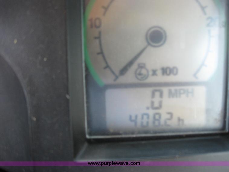 image for item A5174 1990 John Deere 8760 4WD tractor