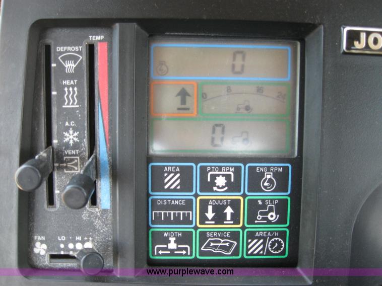 image for item A5174 1990 John Deere 8760 4WD tractor