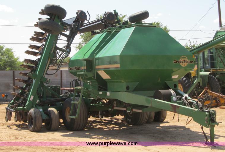 image for item A5236 2006 Great Plains ADC2020 40' no-till drill