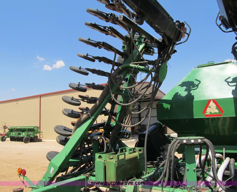 image for item A5236 2006 Great Plains ADC2020 40' no-till drill