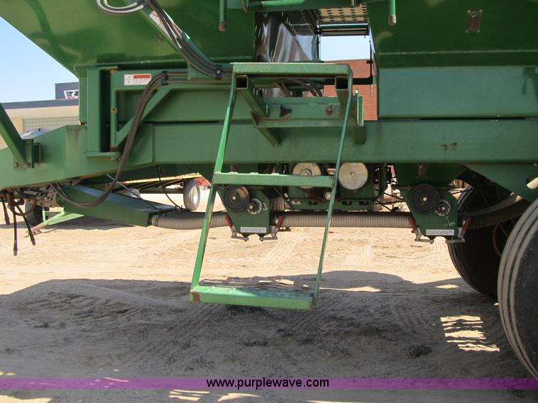 image for item A5236 2006 Great Plains ADC2020 40' no-till drill