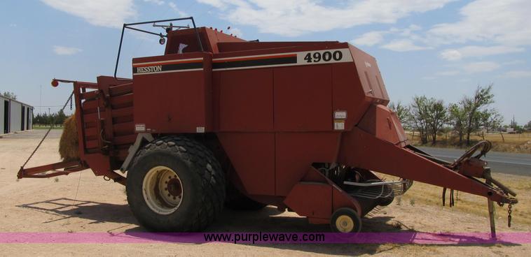 image for item A5249 Hesston 4900 large square baler