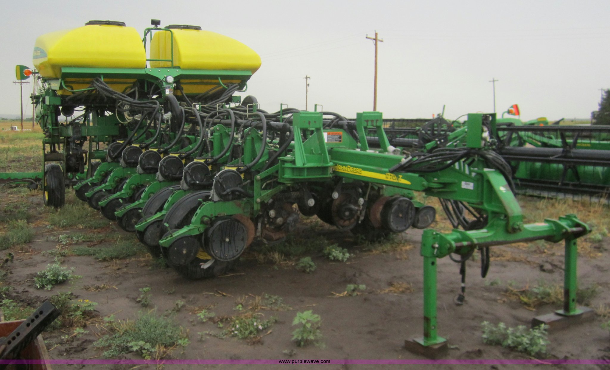 2006 John Deere 1770NT CCS 16 row planter in Lincoln, KS | Item A3783 ...