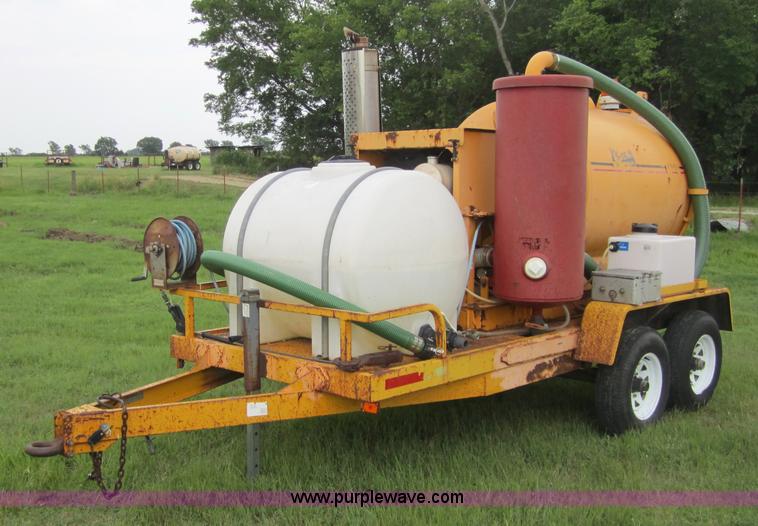 image for item 3799 1999 Vac-tron PMD-500GI industrial vacuum unit