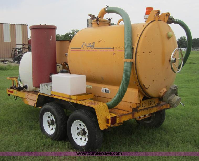 image for item 3799 1999 Vac-tron PMD-500GI industrial vacuum unit