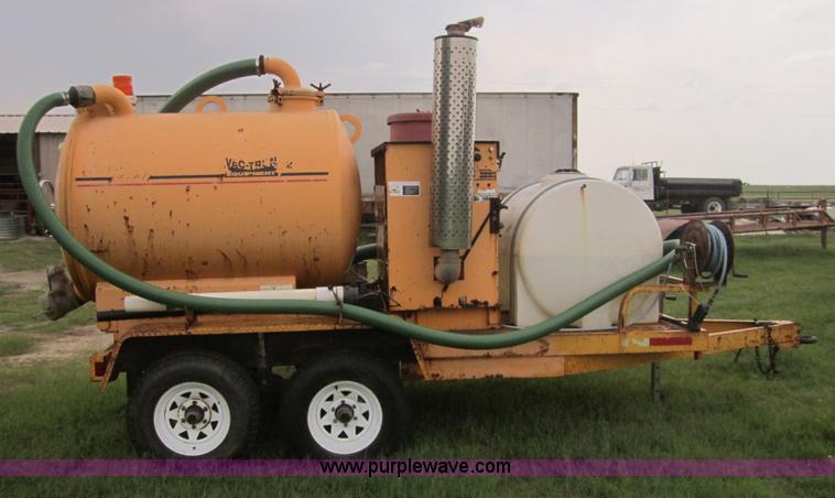 image for item 3799 1999 Vac-tron PMD-500GI industrial vacuum unit