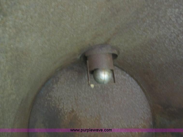 image for item 3799 1999 Vac-tron PMD-500GI industrial vacuum unit