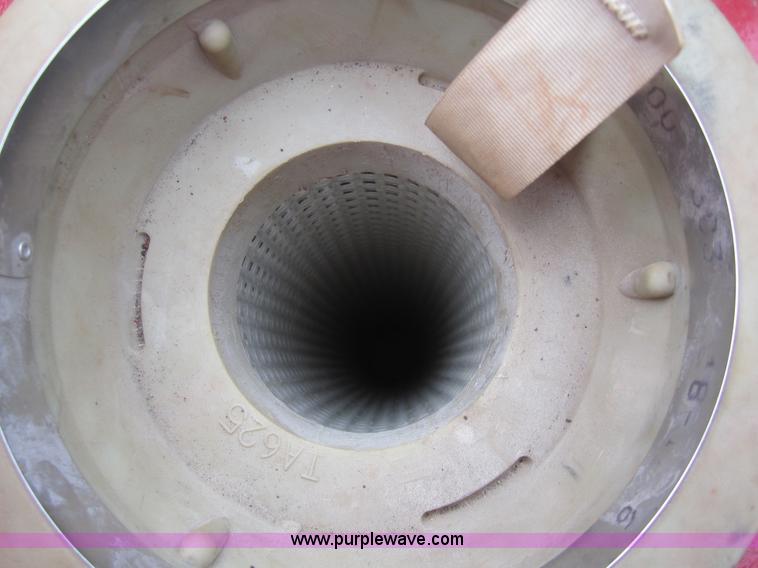 image for item 3799 1999 Vac-tron PMD-500GI industrial vacuum unit