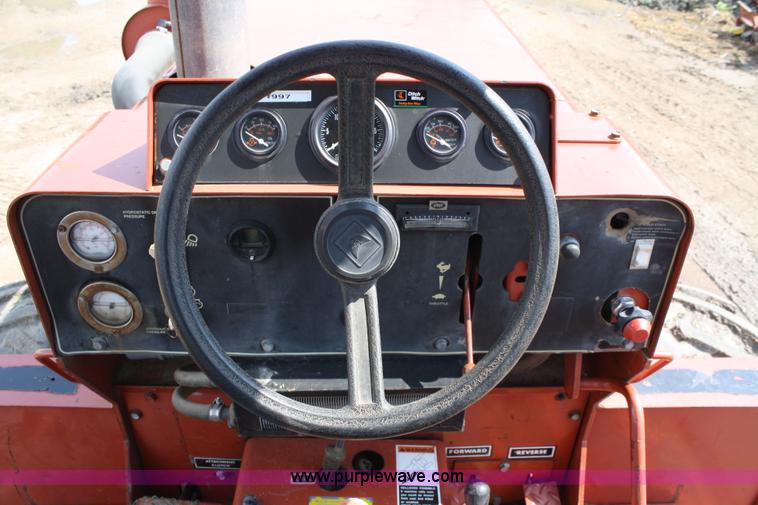 image for item A2000 Ditch Witch R100J trencher