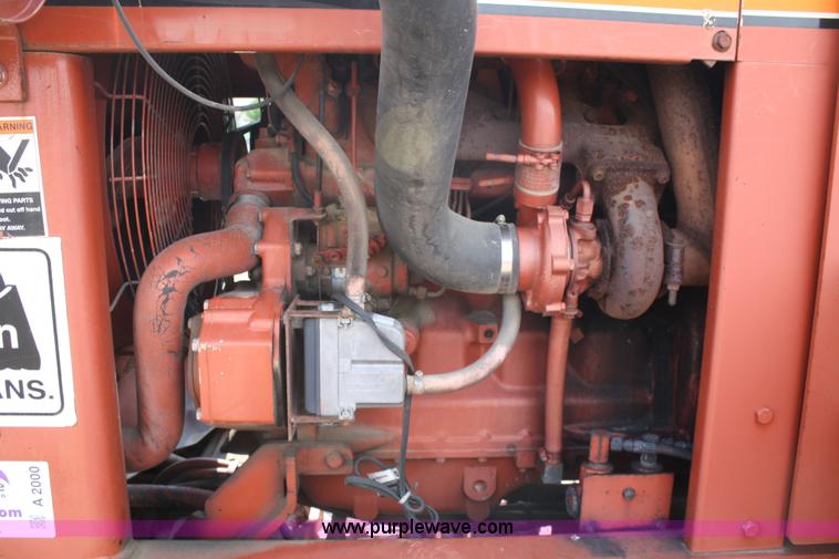 image for item A2000 Ditch Witch R100J trencher