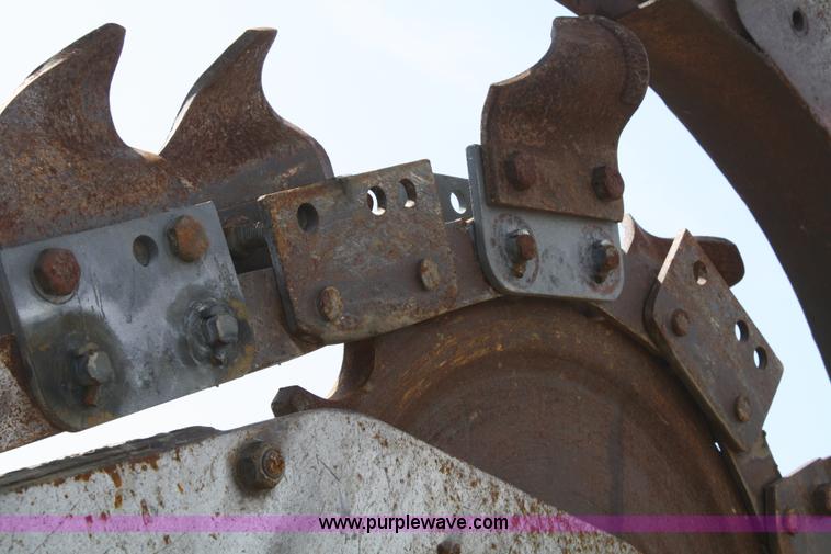 image for item A2000 Ditch Witch R100J trencher