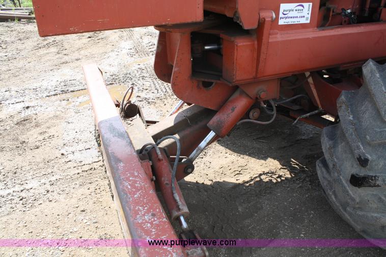 image for item A2000 Ditch Witch R100J trencher