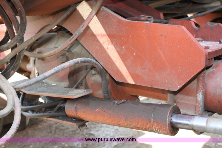 image for item A2000 Ditch Witch R100J trencher