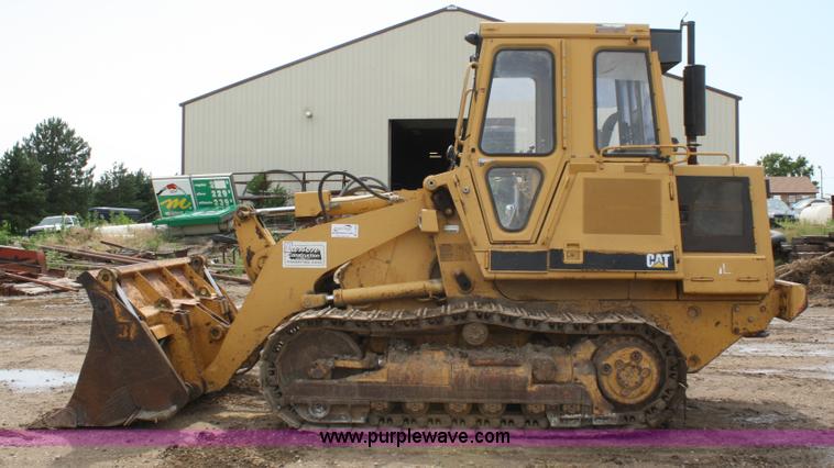 image for item A2002 1992 Caterpillar 943 track loader