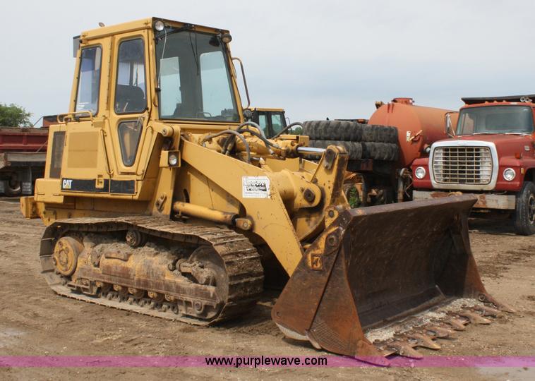 image for item A2002 1992 Caterpillar 943 track loader