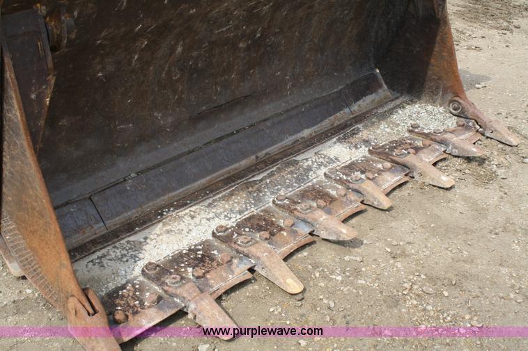 image for item A2002 1992 Caterpillar 943 track loader