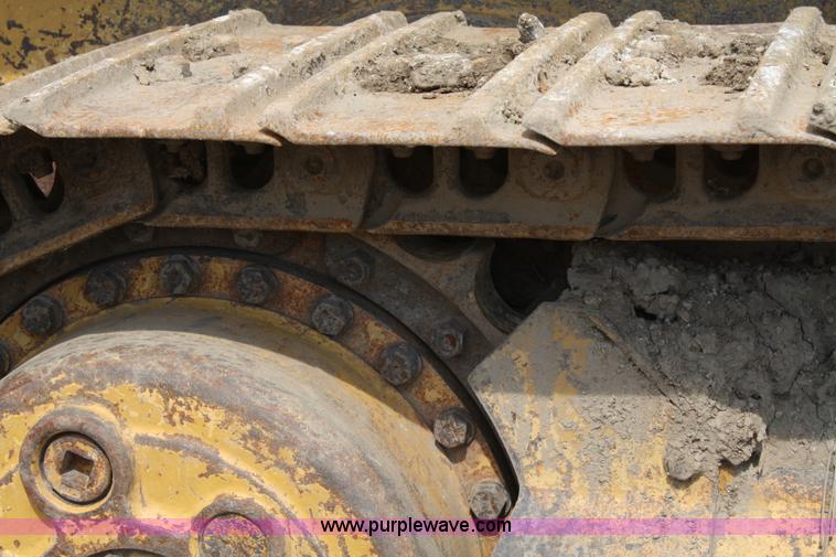 image for item A2002 1992 Caterpillar 943 track loader