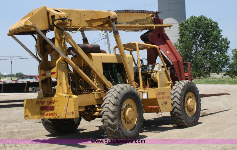image for item A2045 Pettibone telehandler